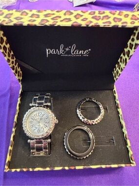 Park Lane Watch Set Interchangeable Crystal Bezels Leopard Box
